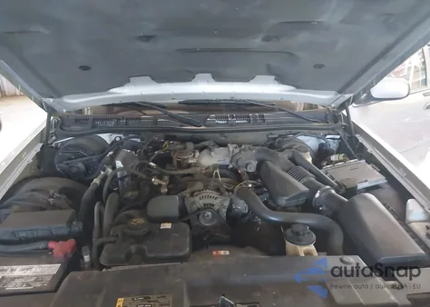 2010 Mercury Grand Marquis Ls (Fleet Only) from USA, damaged, VIN 2MEBM7FV3AX626037